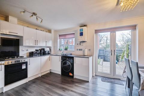 3 bedroom terraced house for sale, Curlew Drive, Walsall WS8