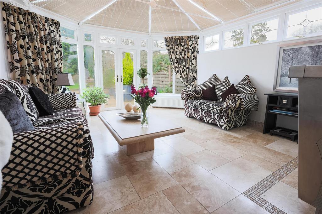 22 Beaminster Rd 9.jpg