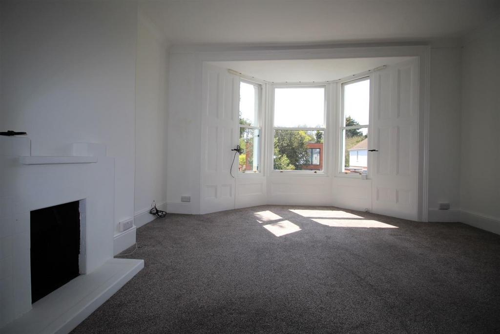 Living Room.jpg