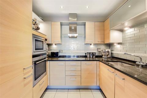 2 bedroom flat to rent, Worple Road, London, SW19