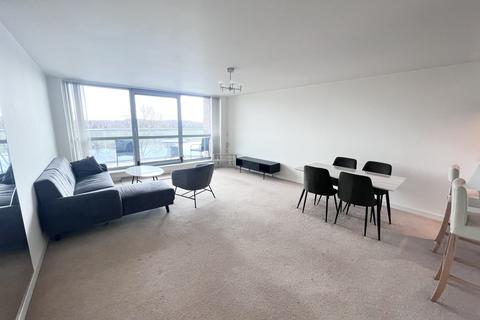 undefined, River Crescent, Nottingham, NG2