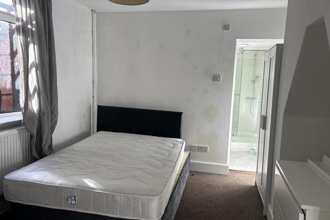 undefined, Rathbone Road, LIVERPOOL, L15