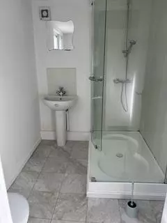 1 bedroom in a house share to rent - Vue 3