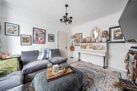 undefined, Frimley Gardens, Mitcham CR4