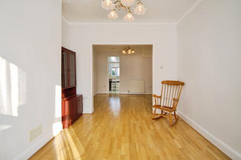 3 bedroom terraced house for sale, Dysons Road, London, N18