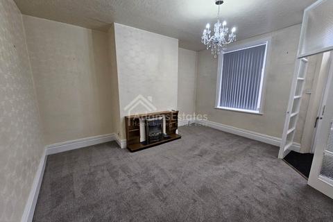 2 bedroom terraced house for sale, Kimberley Street, Dewsbury