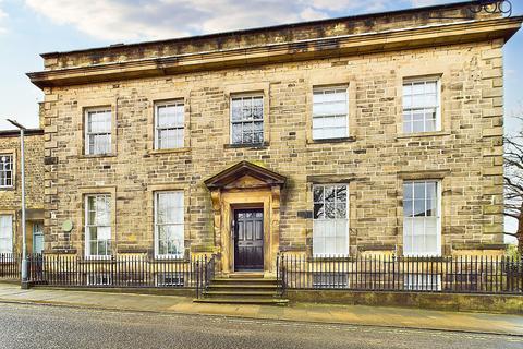 1 bedroom apartment to rent, High Mount House, City Centre | One bedroom apartment in a period property