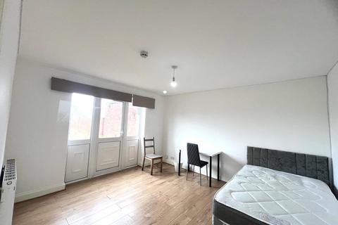 undefined, Wigley Road, Feltham TW13