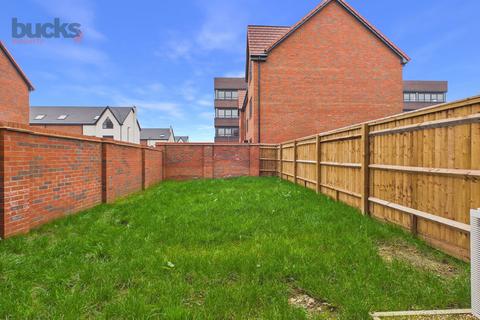 undefined, Osbourne Gardens, Aylesbury, HP21