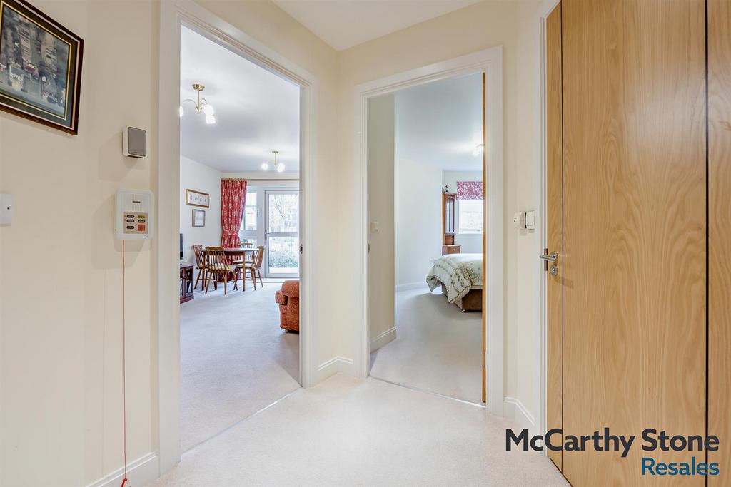 8682036-interior10-800.jpg