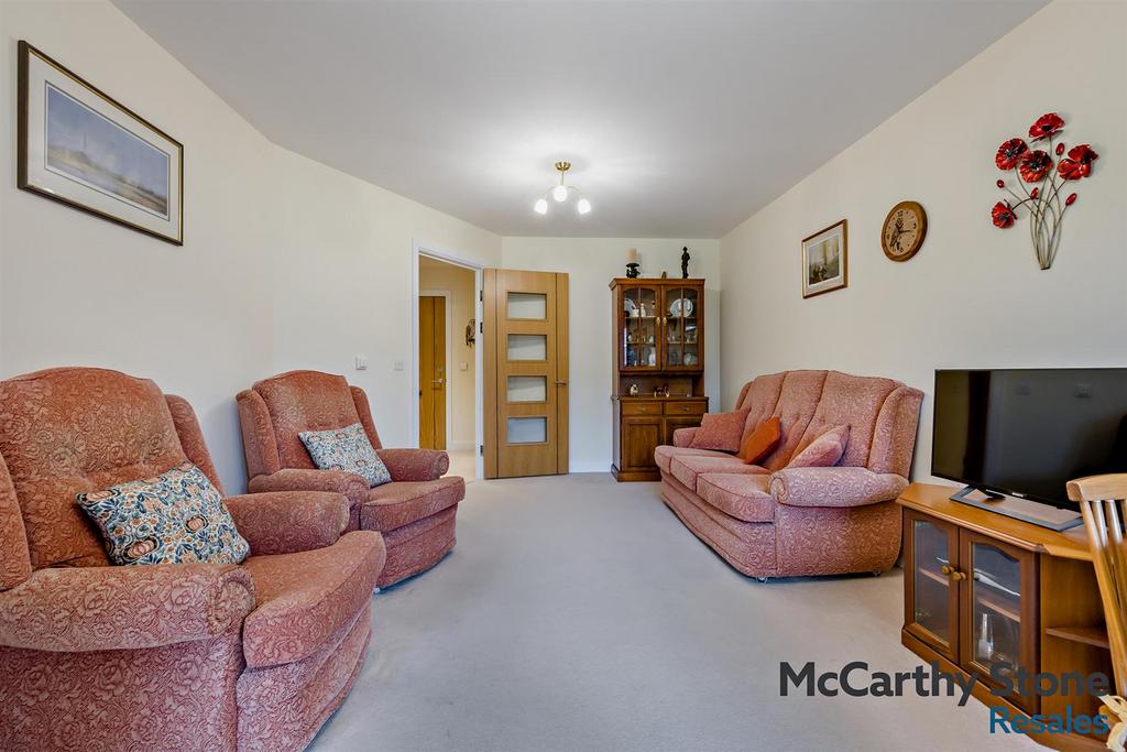 8682036-interior17-800.jpg