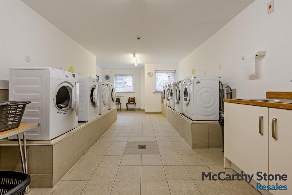 8682036-interior01-800.jpg