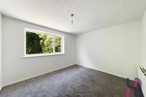 undefined, Aspen Grove, Formby, Liverpool, Merseyside, L37