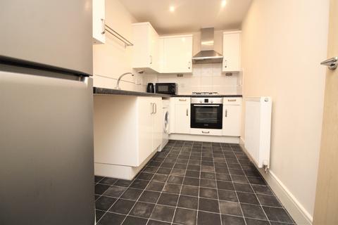 2 bedroom apartment to rent, Griffin Court, Northfleet DA11