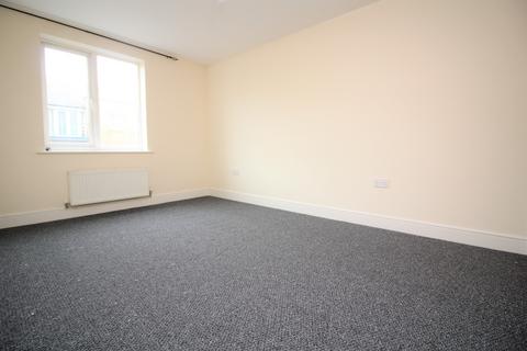 2 bedroom apartment to rent, Griffin Court, Northfleet DA11