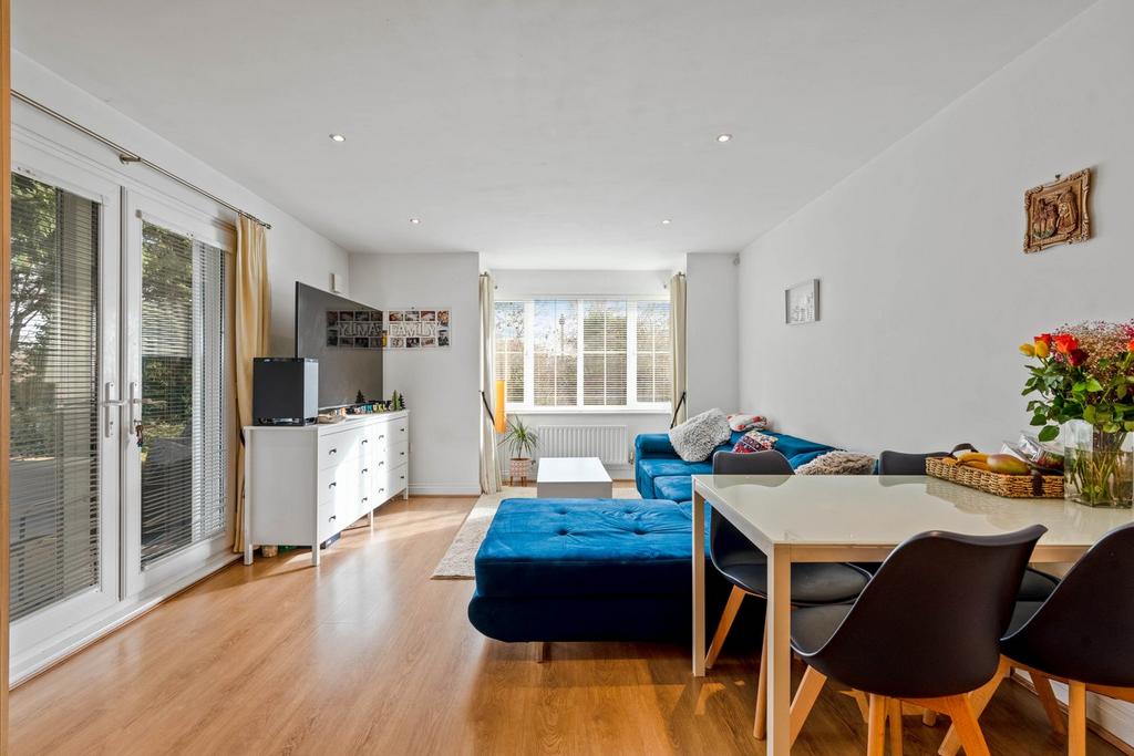 OPen plan Lounge