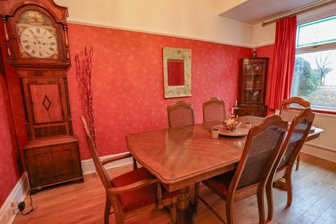 4 bedroom bungalow for sale, Broadway, Bare, Morecambe