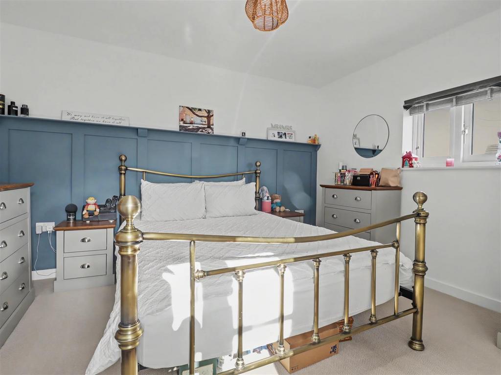 Principal bedroom