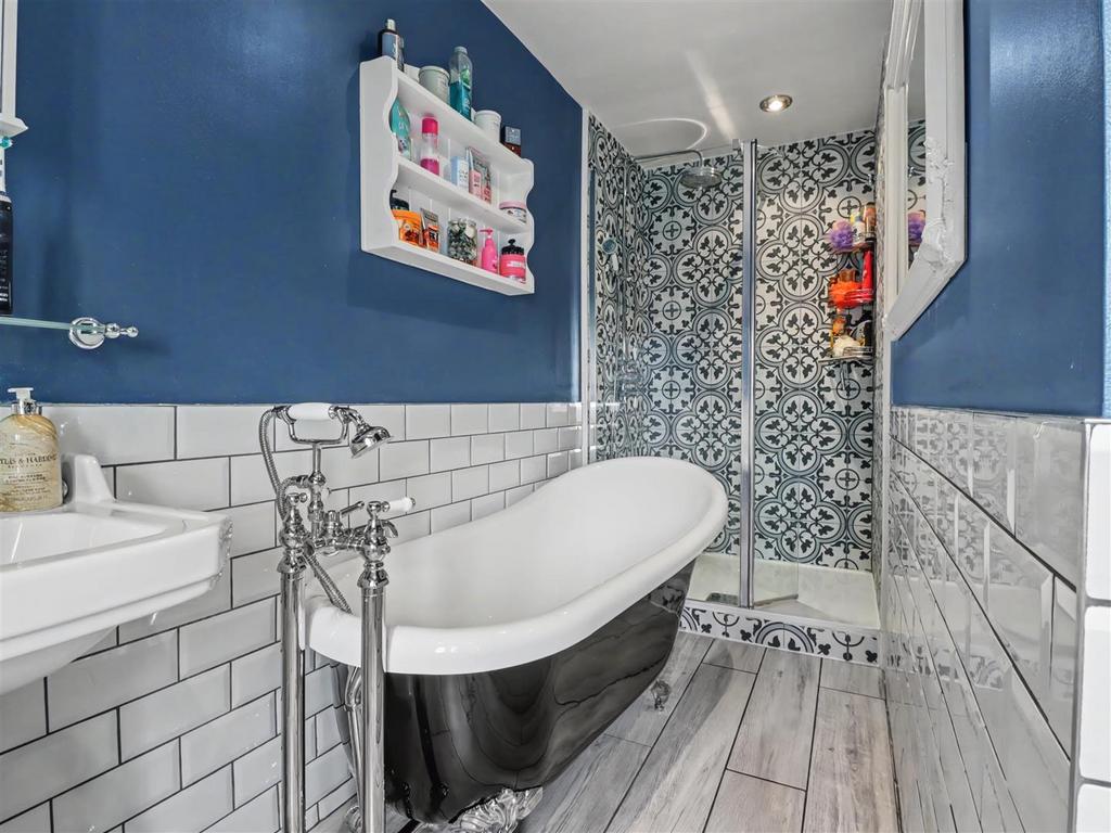 Family bathroom