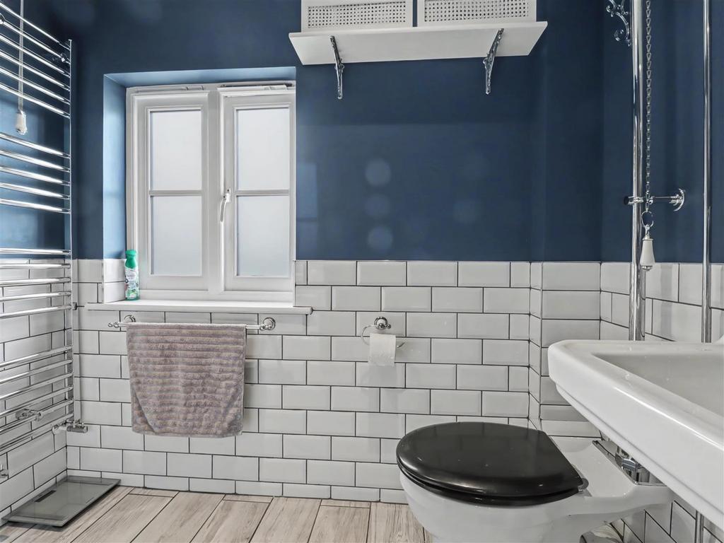 Family bathroom