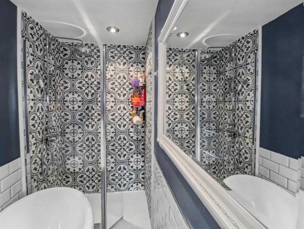 Family bathroom