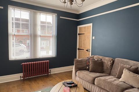 3 bedroom semi-detached house for sale, Kitson Hill Road, Mirfield WF14