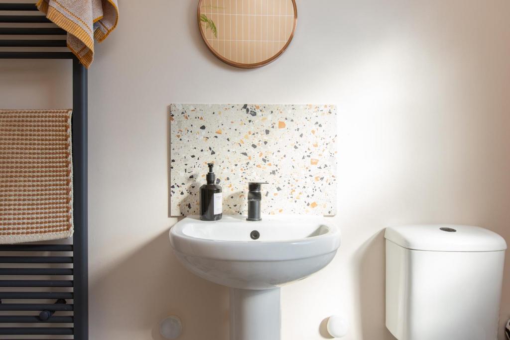 20 Stretford Road, BS5-11.jpg