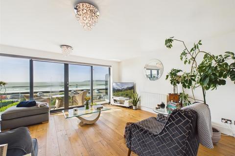 3 bedroom detached house for sale, An Exceptional Opportunity To Own A Seaview