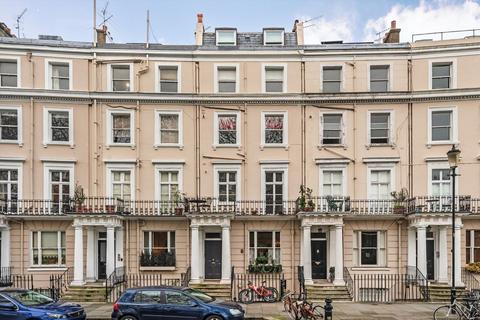 1 bedroom flat for sale, Royal Crescent, London W11