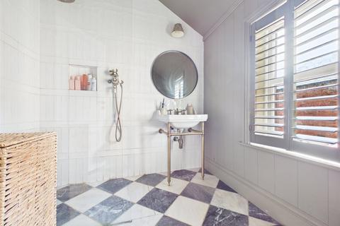 undefined, Elmbridge Road, Gloucester, Gloucestershire, GL2