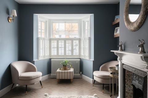 4 bedroom end of terrace house for sale, Charles Street, Tring, Hertfordshire HP23
