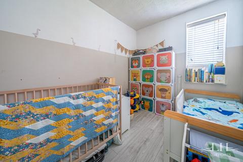 2 bedroom apartment for sale, Trienna Court, Brentwood