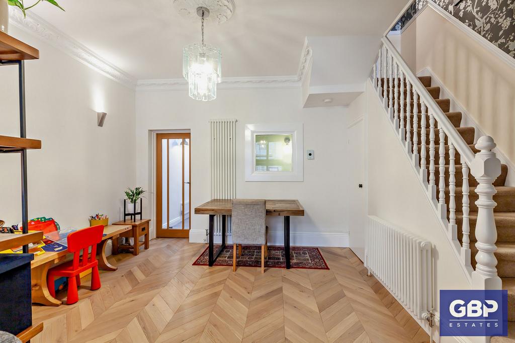 Living/Dining Room