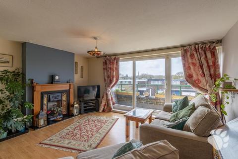 undefined, Wickham Place, Basildon SS16
