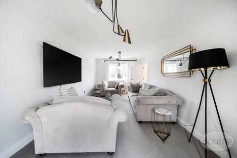 4 bedroom detached house for sale, South Lane, Ash GU12