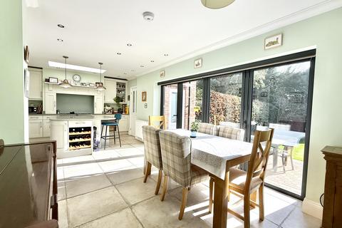 undefined, Warwick Crescent, Stratford-upon-Avon CV37