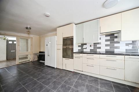 undefined, Wexham Close, Luton