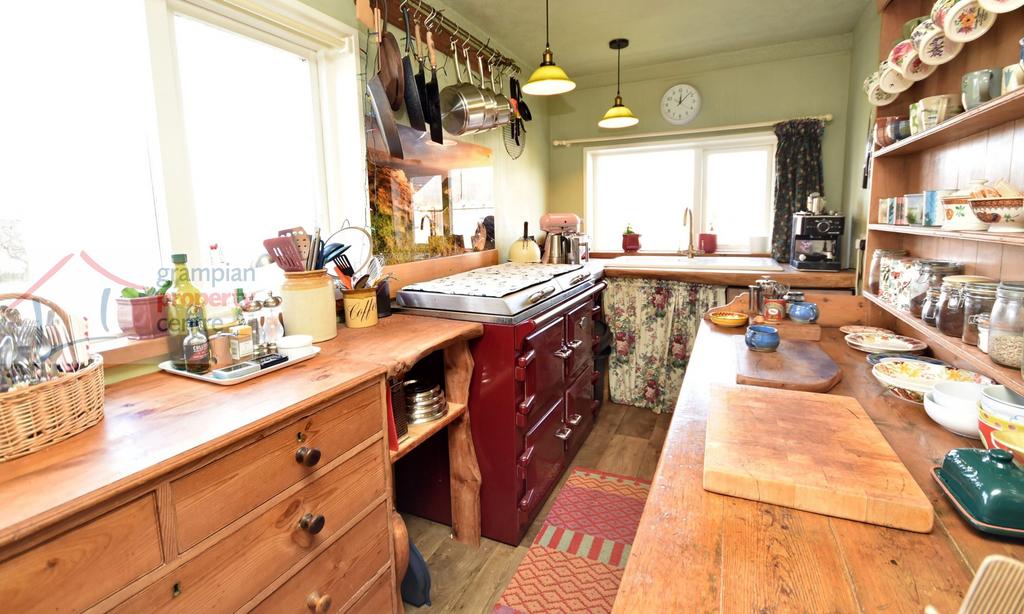 Kitchen .JPG