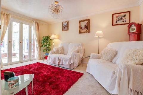 undefined, Kingsway Mews, Westcliff-On-Sea SS0