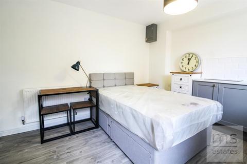 undefined, Wellington Square, Nottingham NG7