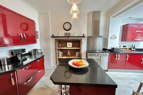 5 bedroom semi-detached house for sale, Egerton Road, Bexhill on Sea TN39