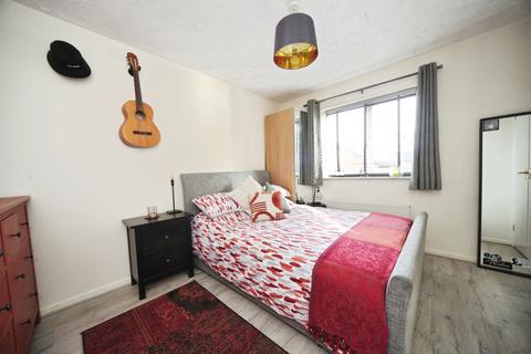 undefined, Simpson Close, Leagrave, Luton
