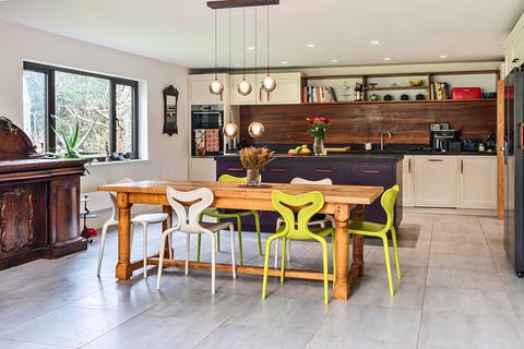 undefined, Winchester Road, Petersfield, GU32