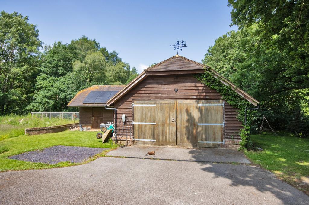 Garage/ Stables