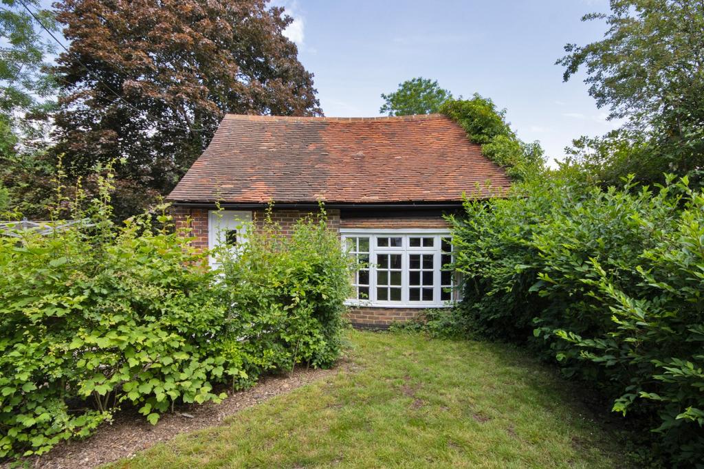 Outbuilding/Gym