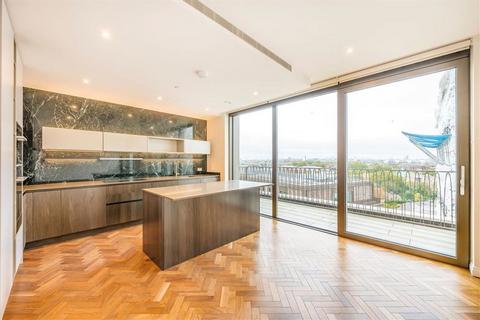 3 bedroom flat to rent, Parkland Walk, London SW6