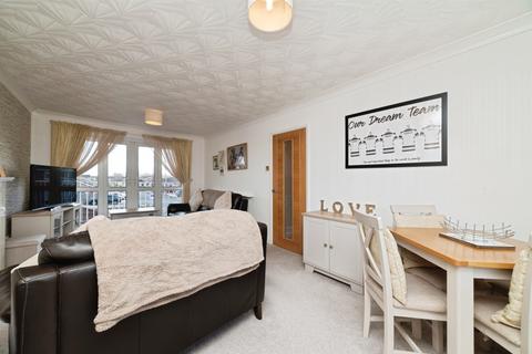 2 bedroom apartment for sale, Wentworth Close, Willerby, Hull