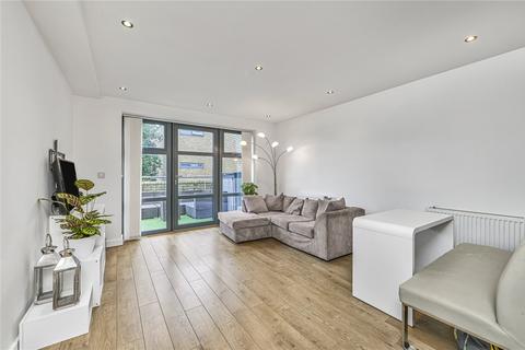 2 bedroom flat for sale, Oldridge Road, London, SW12