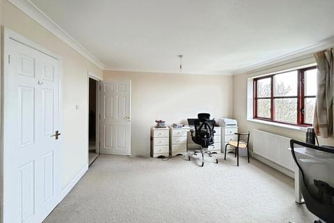 undefined, Thicket Road, Surrey SM1