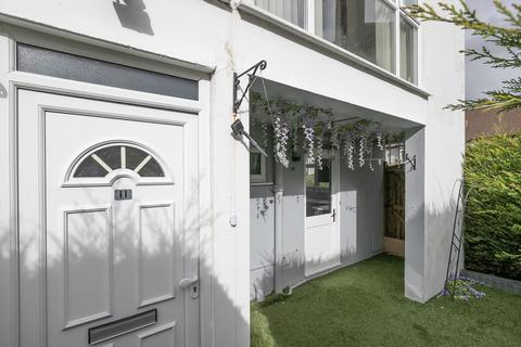 undefined, Palmerston Road, Buckhurst Hill, Essex, IG9 5LN